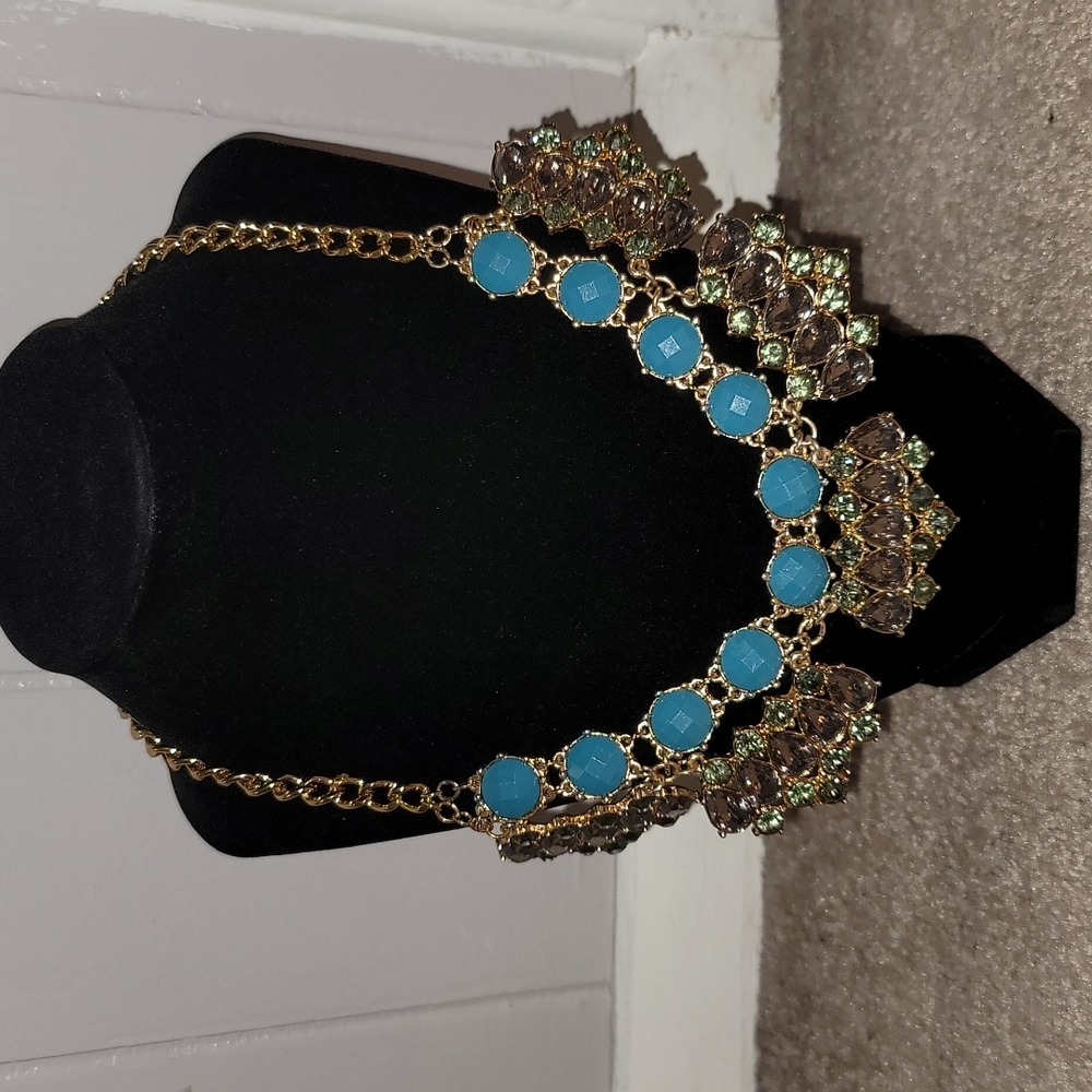 Mark Avon Statement Necklace